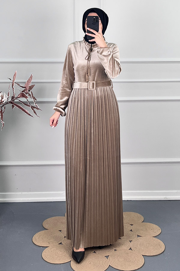 Pileli Kuşaklı Kadife Elbise - Vizon