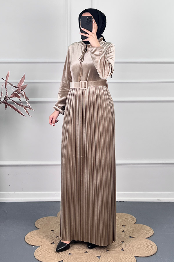 Pileli Kuşaklı Kadife Elbise - Vizon