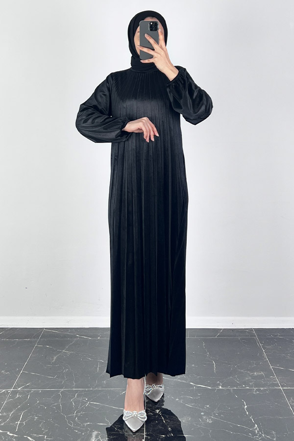 Piliseli Kadife Elbise - Siyah