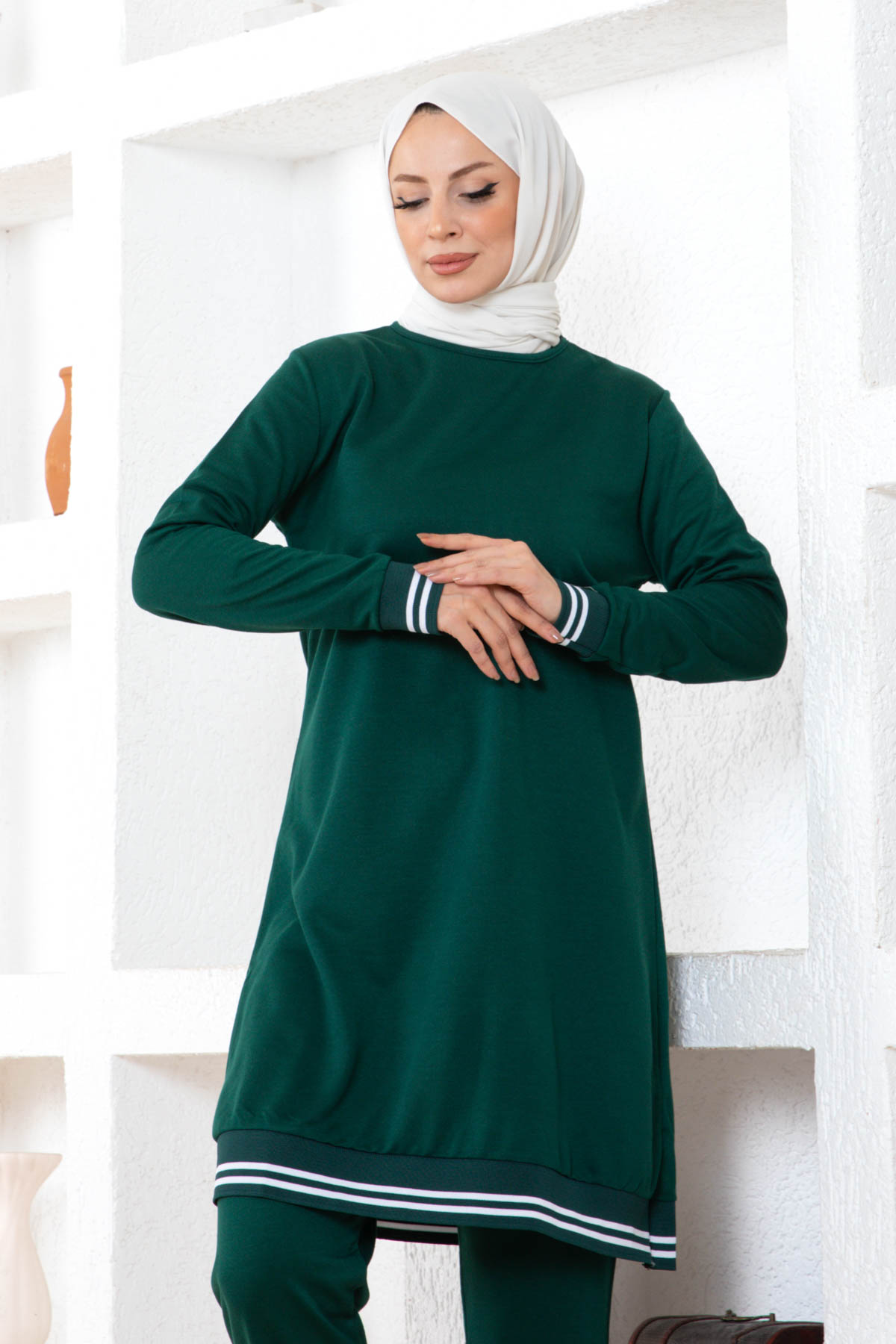 Ribanalı Tesettür Takım - Zümrüt Yeşili