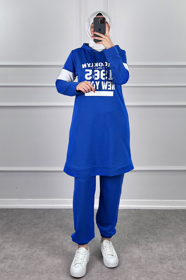 Şerit Detaylı Spor Takım - Saks Mavisi Şerit Detaylı Spor Takım - Saks Mavisi
