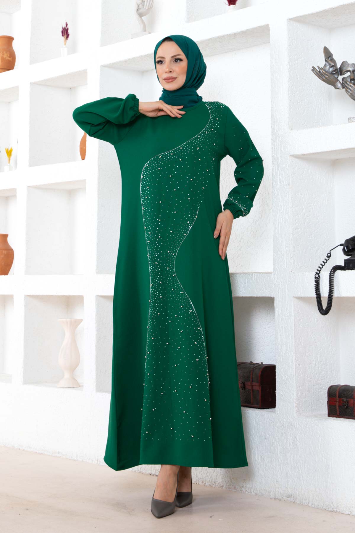 Taşlı Krep Elbise - Yeşil