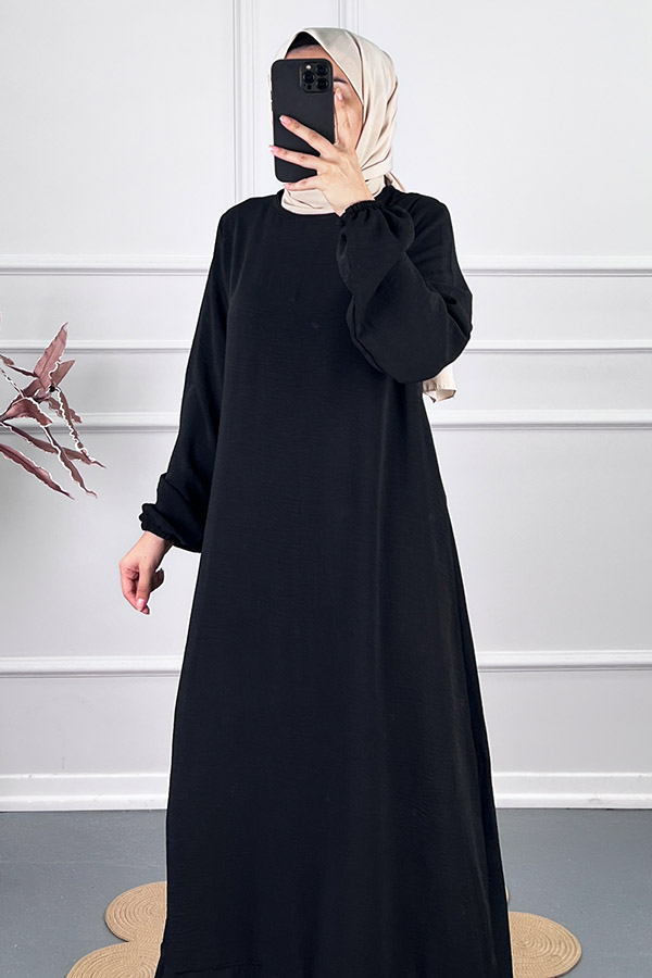 Volanlı Tesettür Elbise - Siyah