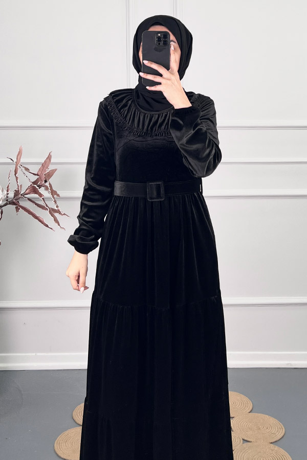 Yakası Gupur Detaylı Kadife Elbise - Siyah